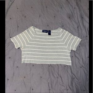 Cropped gray with white strips shirt